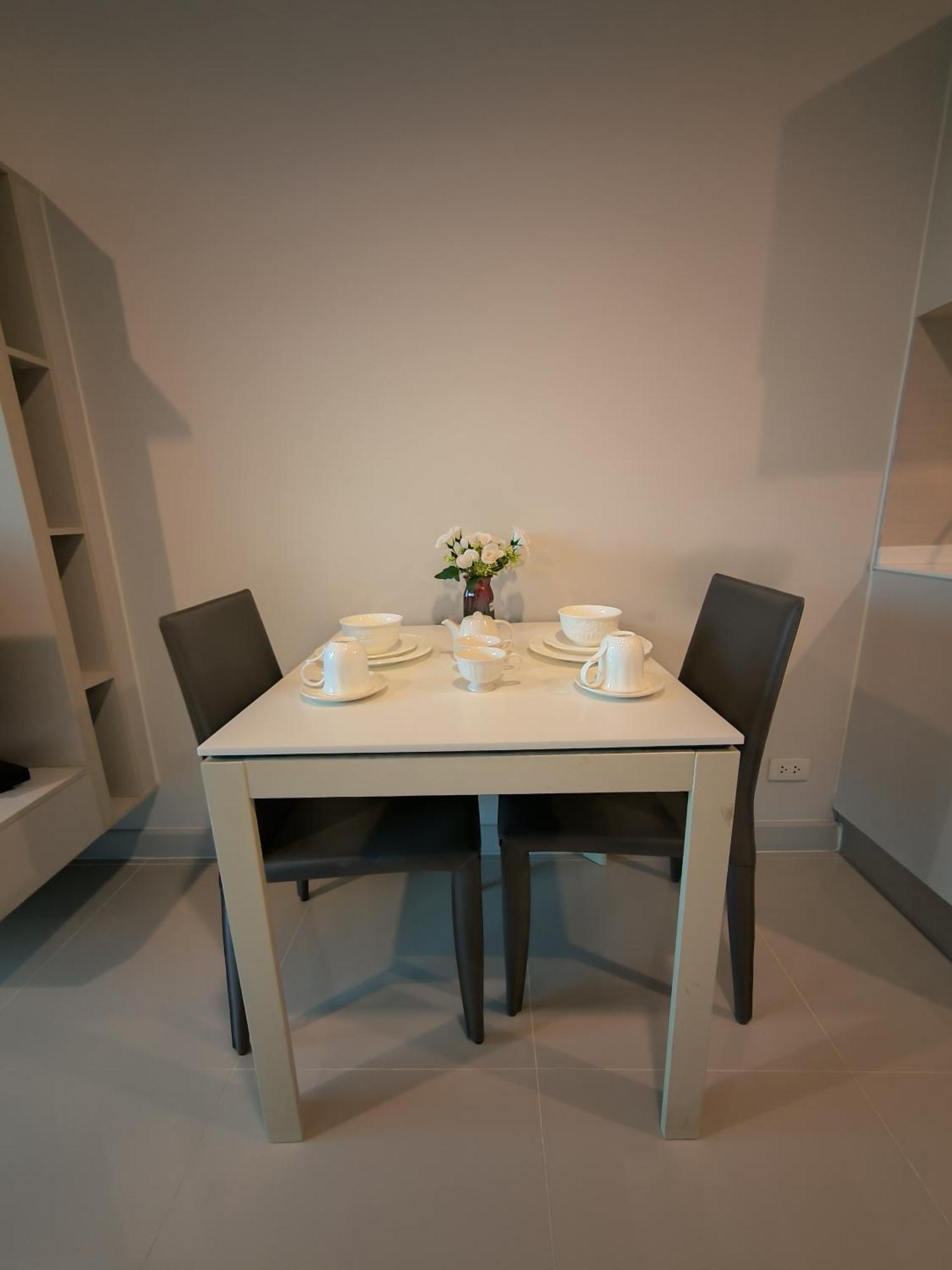 Centric Sea Pattaya Bed & Breakfast Екстериор снимка