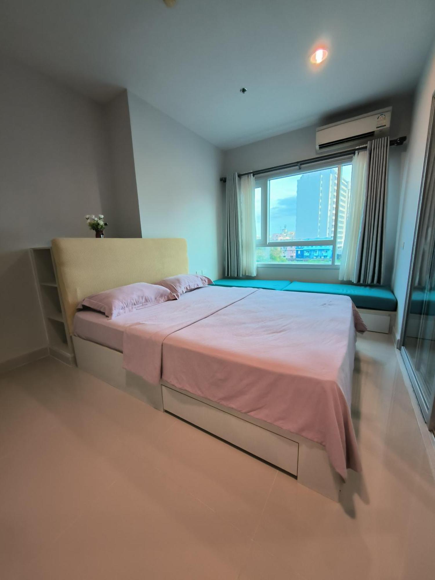 Centric Sea Pattaya Bed & Breakfast Екстериор снимка